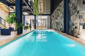 Omah Bleue Villa