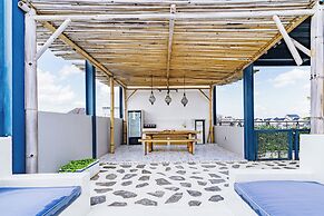 Omah Bleue Villa