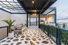 Omah Bleue Villa
