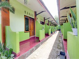 OYO Life 92829 Kos Insan Madani