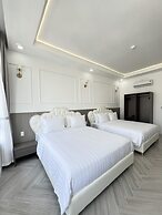Paris Hotel