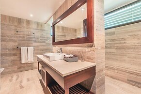 Exclusive 1BR apt Nearby Beach at el Portillo VC