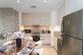 Nasma Holiday Homes - Breeze at Creek Beach
