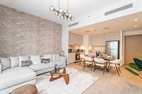 Nasma Holiday Homes - Breeze at Creek Beach