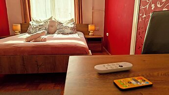 BlackSheep Budapest Smart Rooms