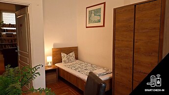 BlackSheep Budapest Smart Rooms