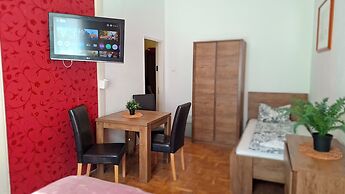 BlackSheep Budapest Smart Rooms