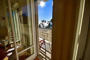 Panorama Apt in Ospedaletti by Wonderful Italy