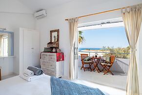 Costa Avithos