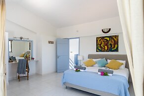 Costa Avithos