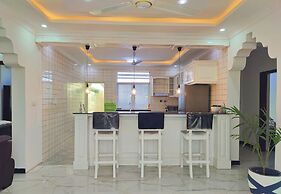 Ayaa Apartments