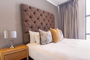 Sandton Smart Apartment Seventeen