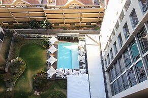 Sandton Smart Apartment Seventeen