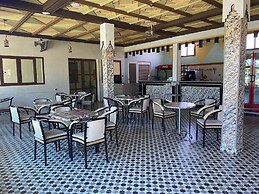 IGHIZ INN Resort