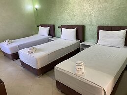 IGHIZ INN Resort