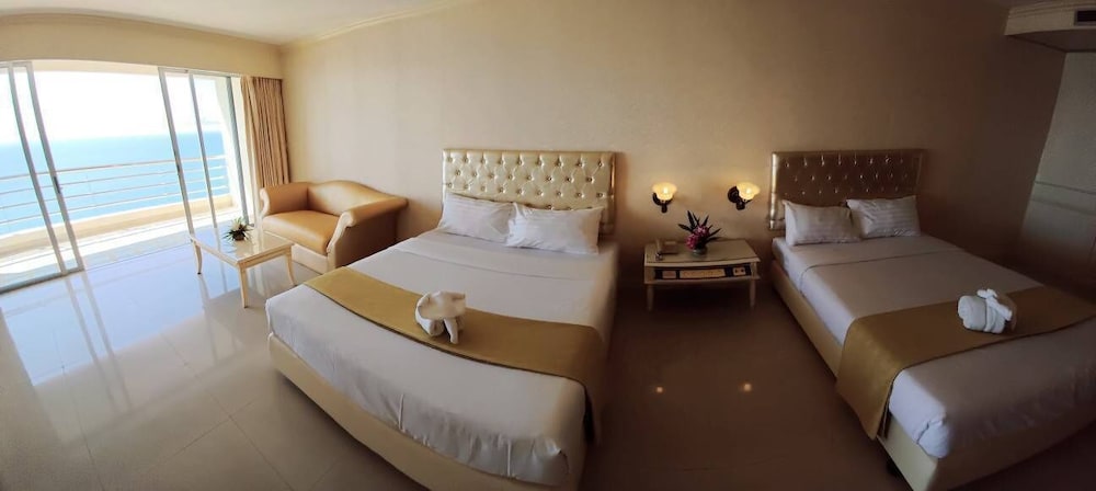 Adriatic Palace Hotel Pattaya