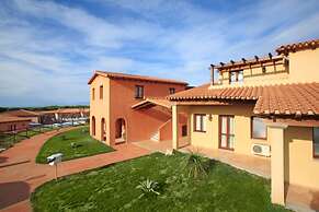 Residence with pool in Vignola Mare