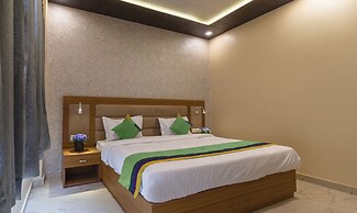 Treebo Heaven Grand Ayodhya
