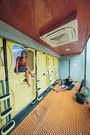 Pupa House