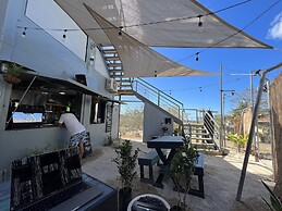 Pupa House