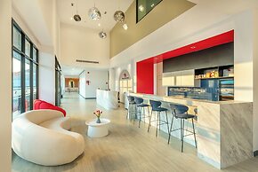 PLAAI Plus Hotel Bowin