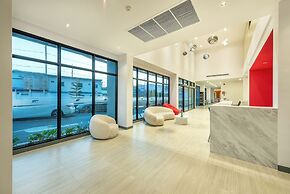 PLAAI Plus Hotel Bowin