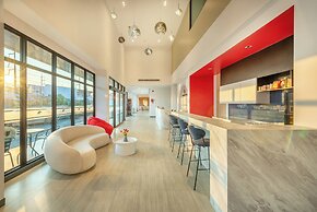PLAAI Plus Hotel Bowin
