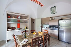 Villa Gaia with pool