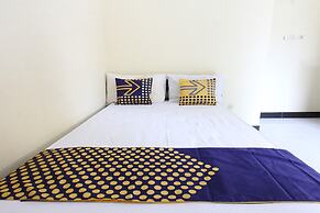 OYO Life 93155 Wisma Sarah