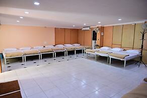 Hotel Priya