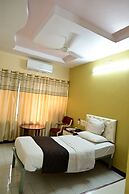 Hotel Priya