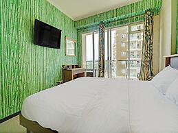 OYO Life 93065 Apartemen Gateway Pasteur By Glory Rent