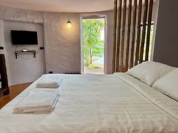 Khao Yai Lake Hill Resort