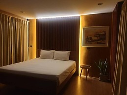 Khao Yai Lake Hill Resort