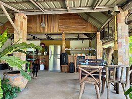 Khao Yai Lake Hill Resort
