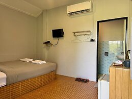 Khao Yai Lake Hill Resort