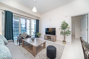 Exquisite 1BR Haven Partial Sea View