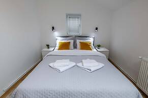 Old Town Rooms