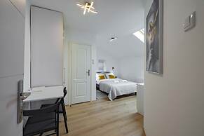Old Town Rooms