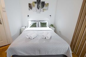 Old Town Rooms