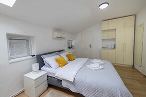 Old Town Rooms