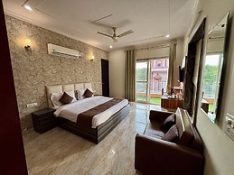 Homefort Stays, Millennium City Centre Gurugram