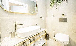 Seaside Garden Apartments & Wellness