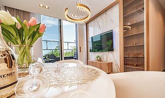 Seaside Garden Apartments & Wellness