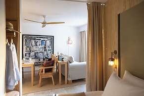 MOB Hotel Cannes