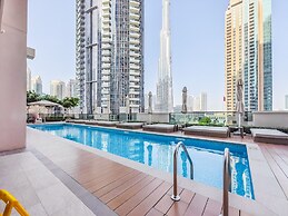 The Elevated Abode 1BHK Apt in Downtown
