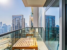 The Elevated Abode 1BHK Apt in Downtown