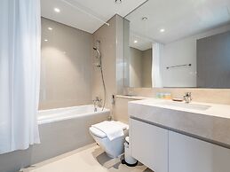 The Elevated Abode 1BHK Apt in Downtown