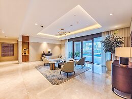 The Elevated Abode 1BHK Apt in Downtown