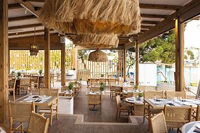 Thalassa Cape Philian Collection